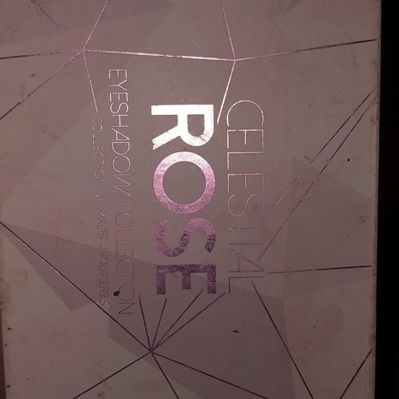 Eyeshadow - Picture 2 of 2